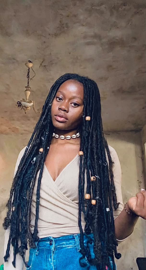 Tshomba Tshomba Esther
